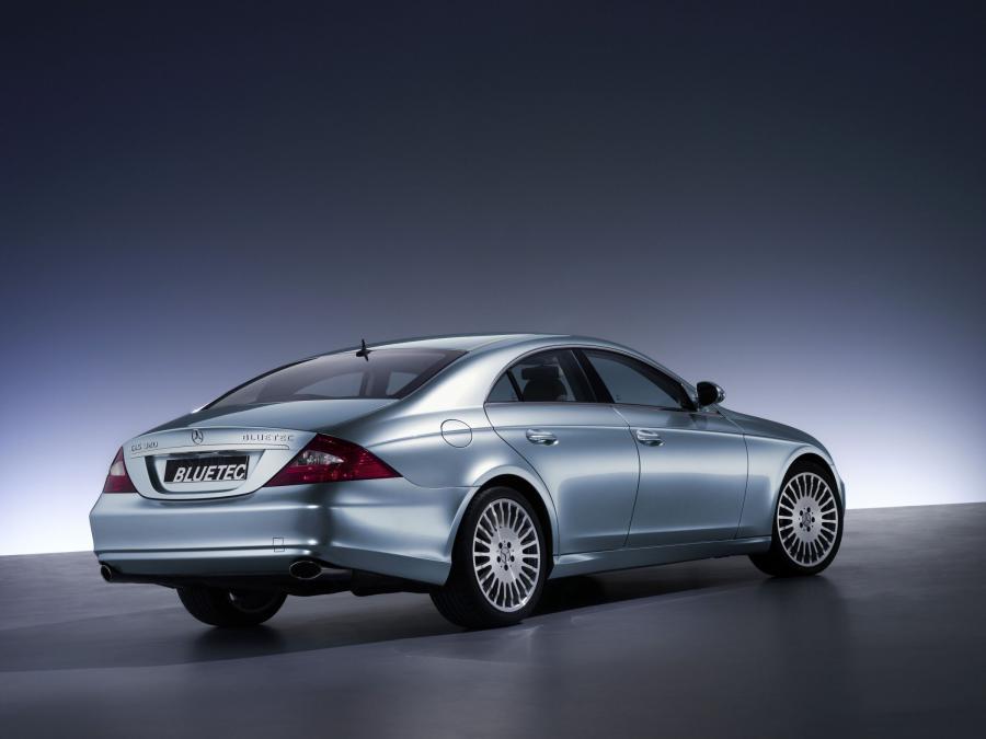  Mercedes-Benz CLS-Class 2005 года  (фото 38 из 343)